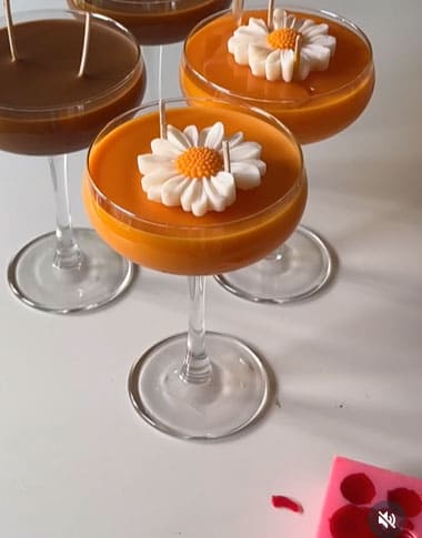 Golden Daisy Cocktail Candle